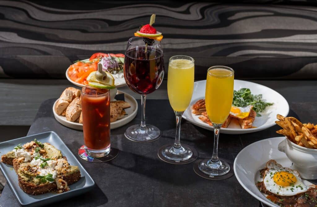 ALE00974 Bottomless brunch Fort Lauderdale with mimosas and signature dishes.